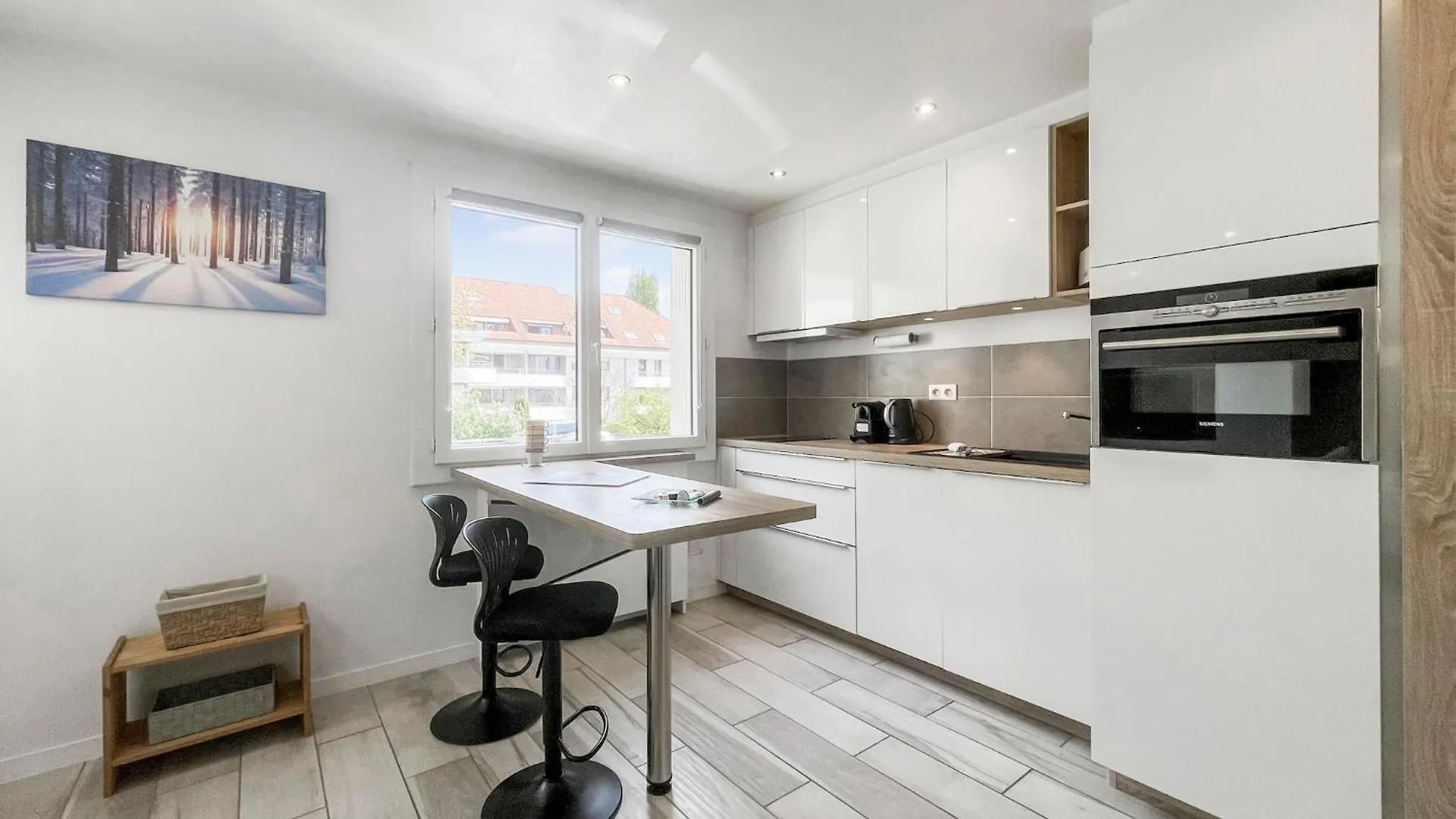 Homey Tidy - New / Proche Centre Annecy / Parking Gratuit / Logement Entierement Equipe Lägenhet