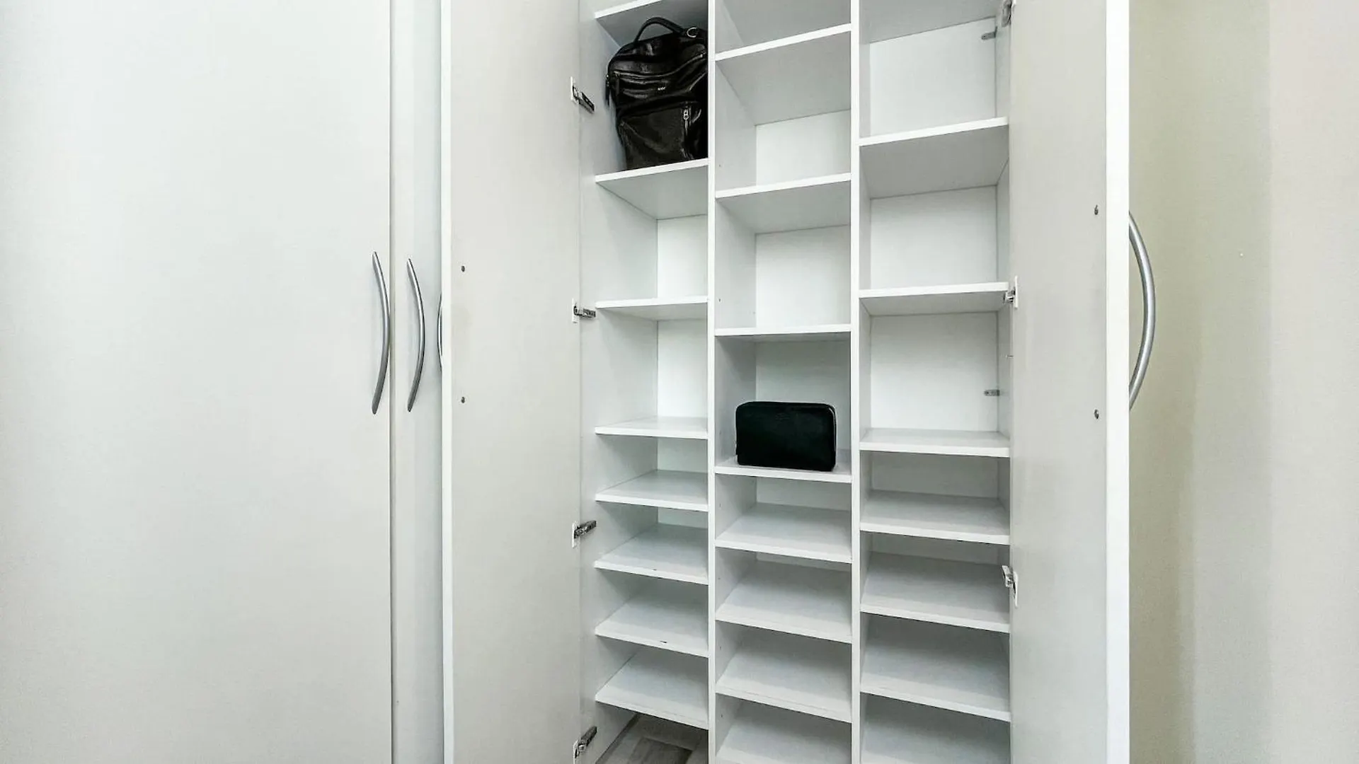 HOMEY TIDY - NEW / Proche Centre Annecy / Parking gratuit / Logement entièrement équipé Appartement