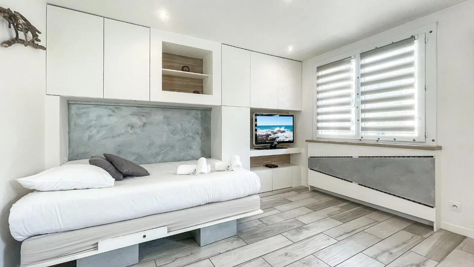 HOMEY TIDY - NEW / Proche Centre Annecy / Parking gratuit / Logement entièrement équipé