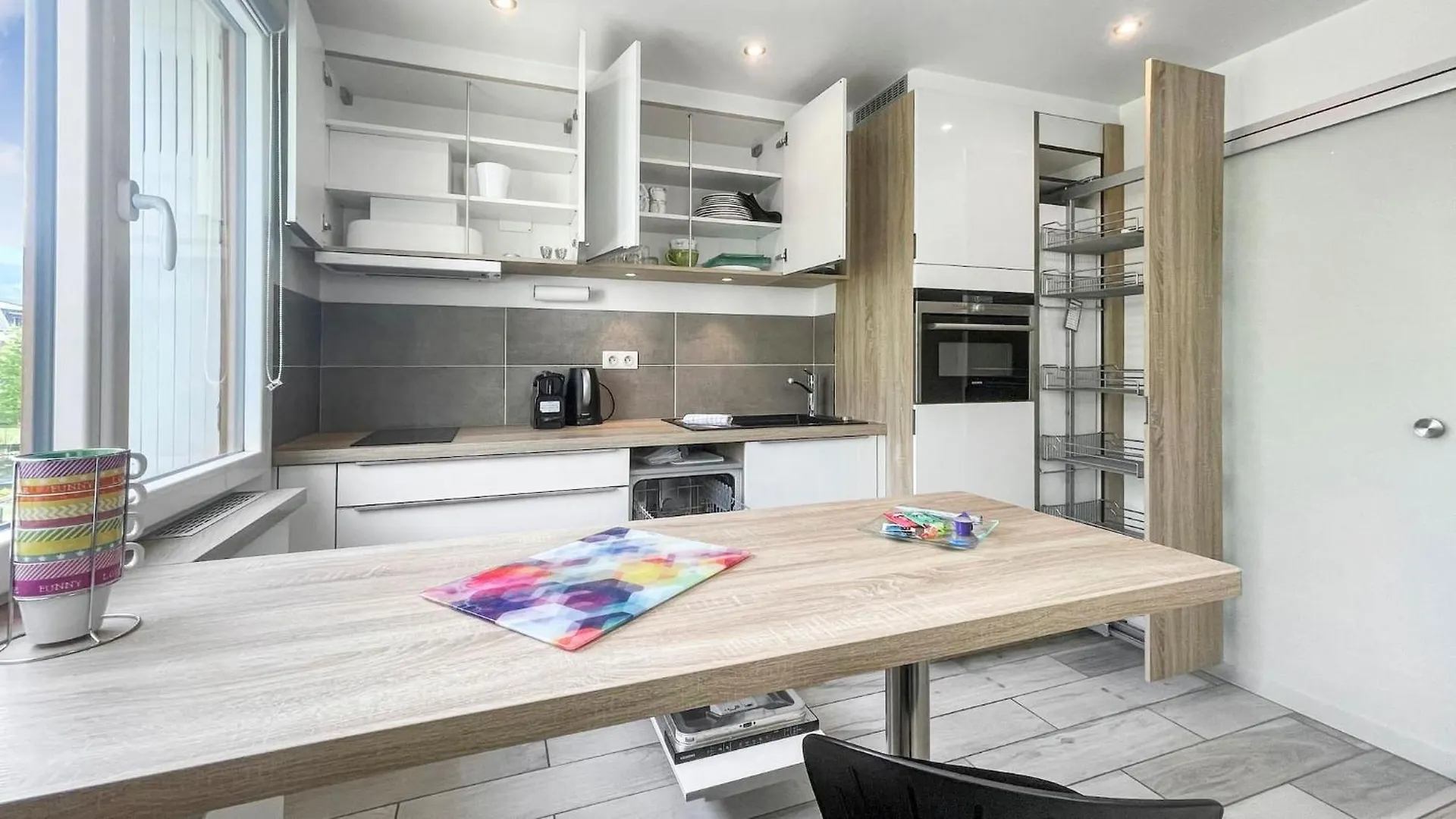 Homey Tidy - New / Proche Centre Annecy / Parking Gratuit / Logement Entierement Equipe Frankrike
